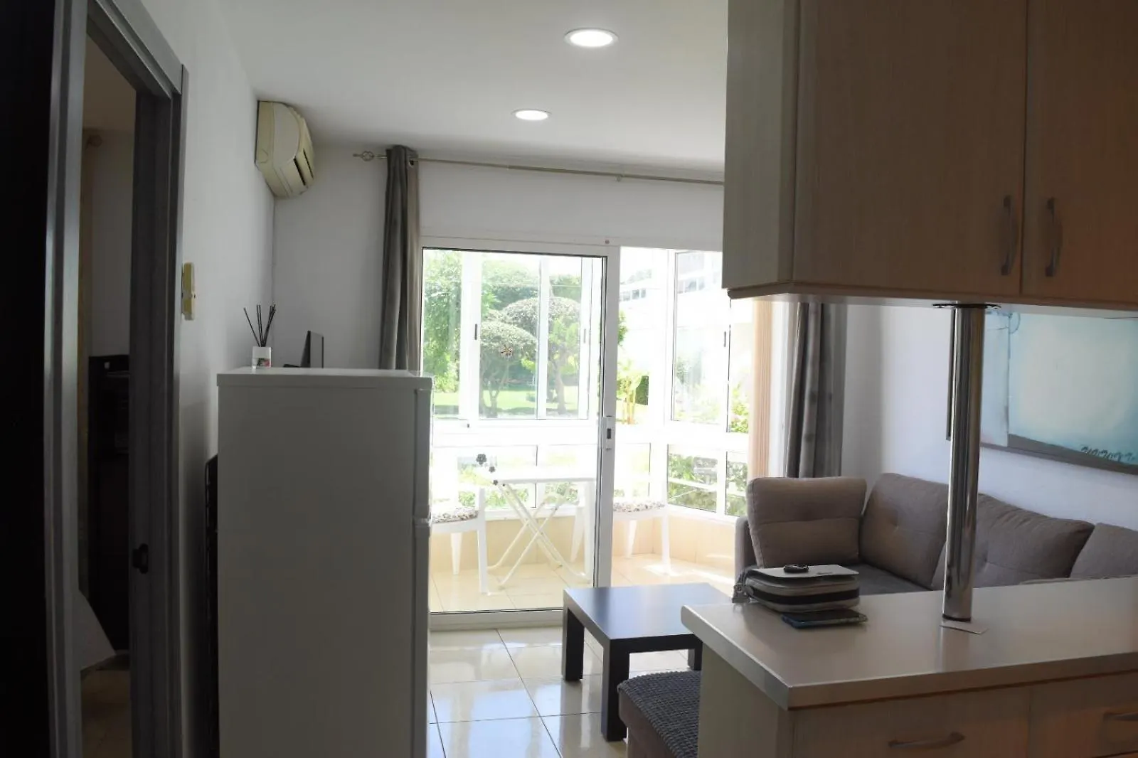 Apartamentos De Los Cisnes Benalmadena Apartment